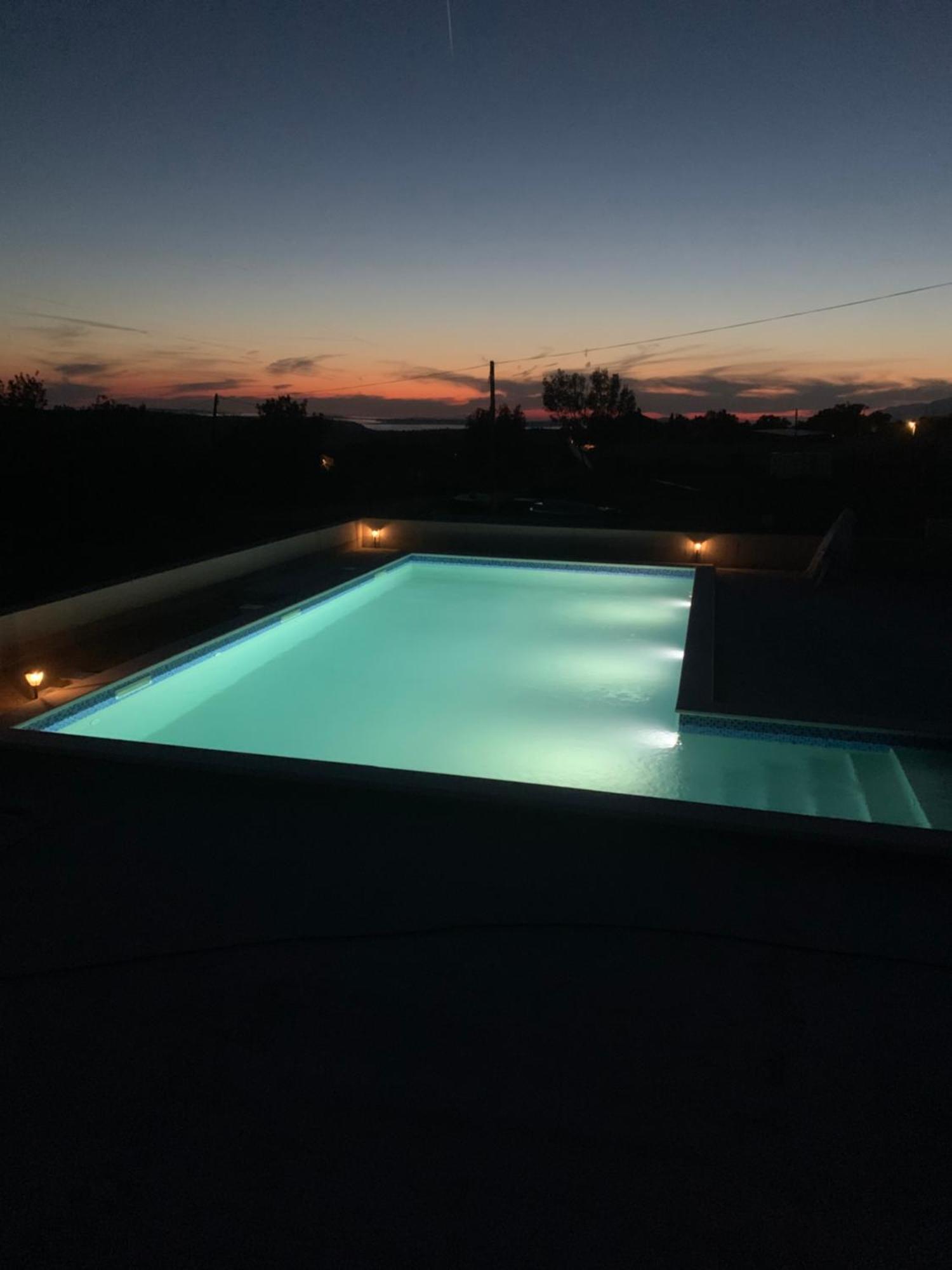 Apartmani Niko 1 Radovin Bagian luar foto
